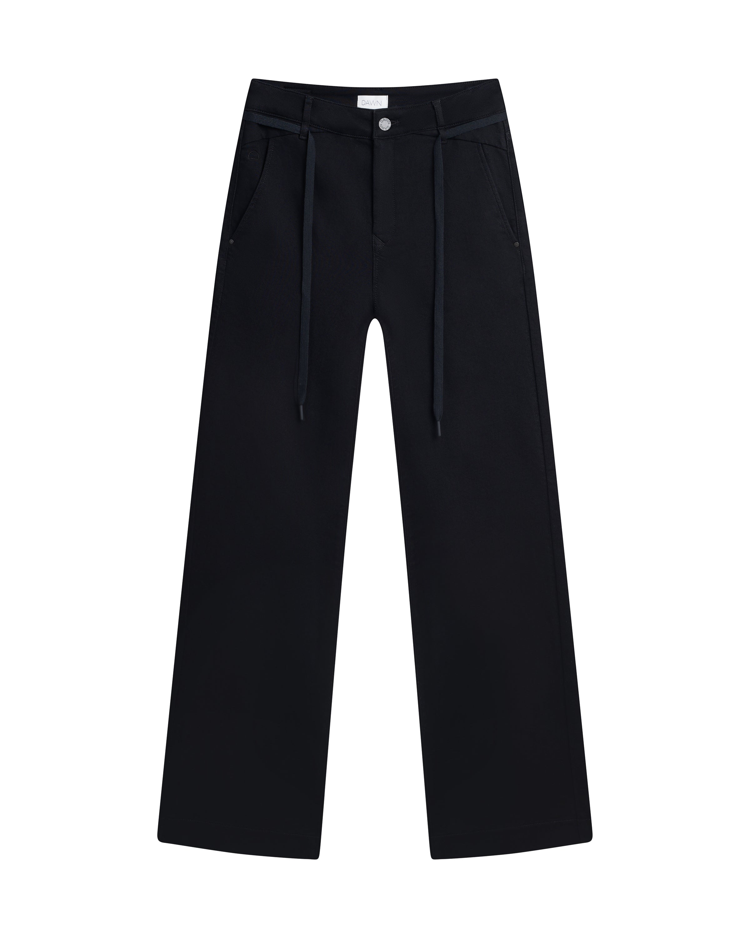 Schwarze DEW Flared Soft Denim High-Waist-Jeans mit französischen Taschen, ausgestelltem Bein und langen Bundbändern – Stay Black.