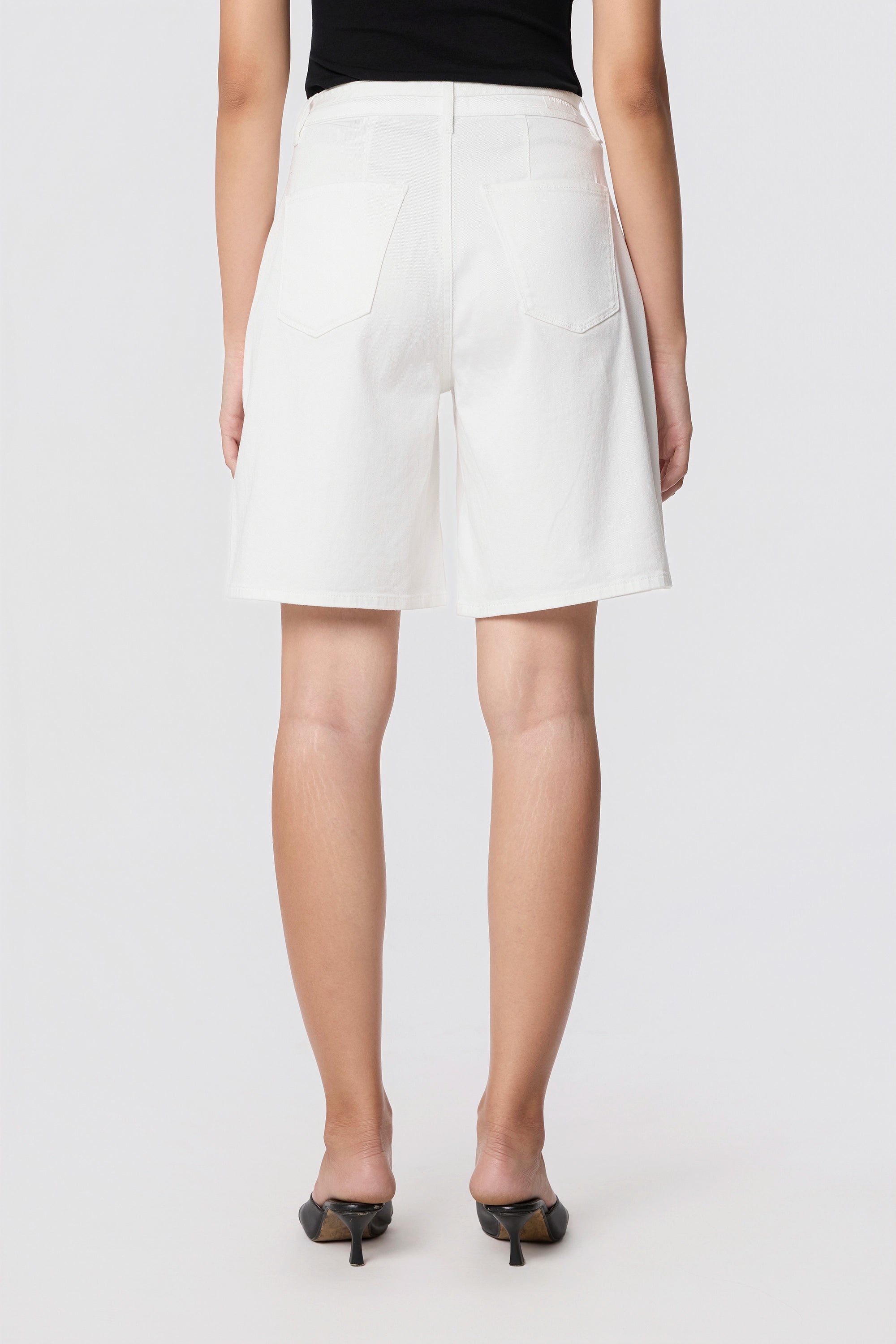 BLINKY Soft Denim - Shorts - White Denim