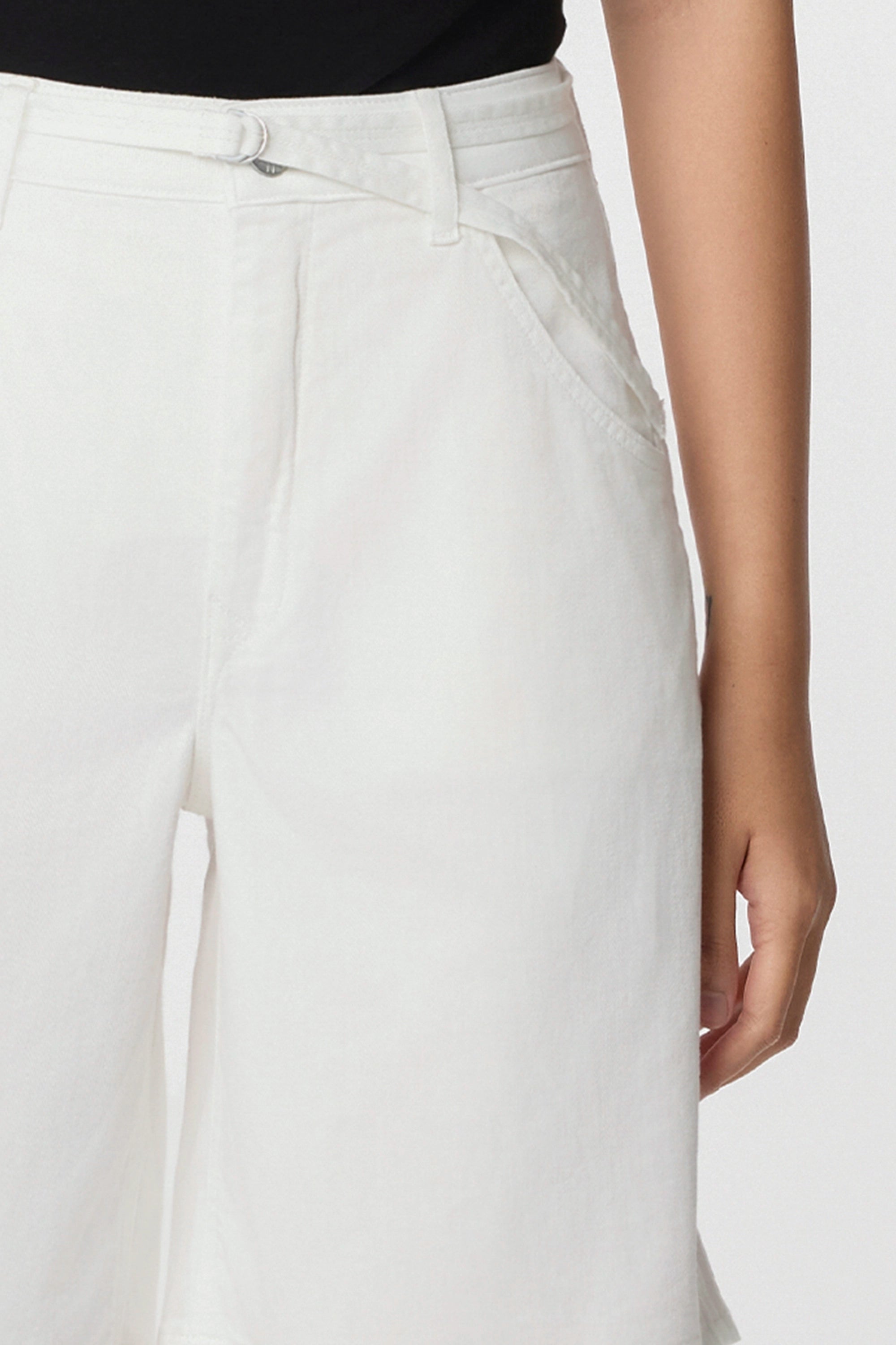 BLINKY Soft Denim - Shorts - White Denim