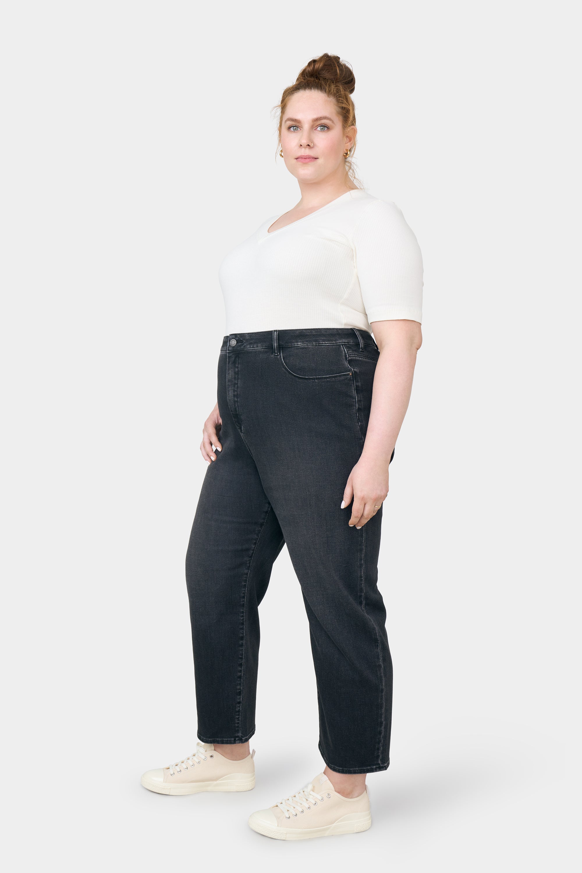 STARDUST O-Shape Jeans in Schwarz – High-Waist, Curvy Fit mit mittlerem Beinverlauf im Soft-Denim.