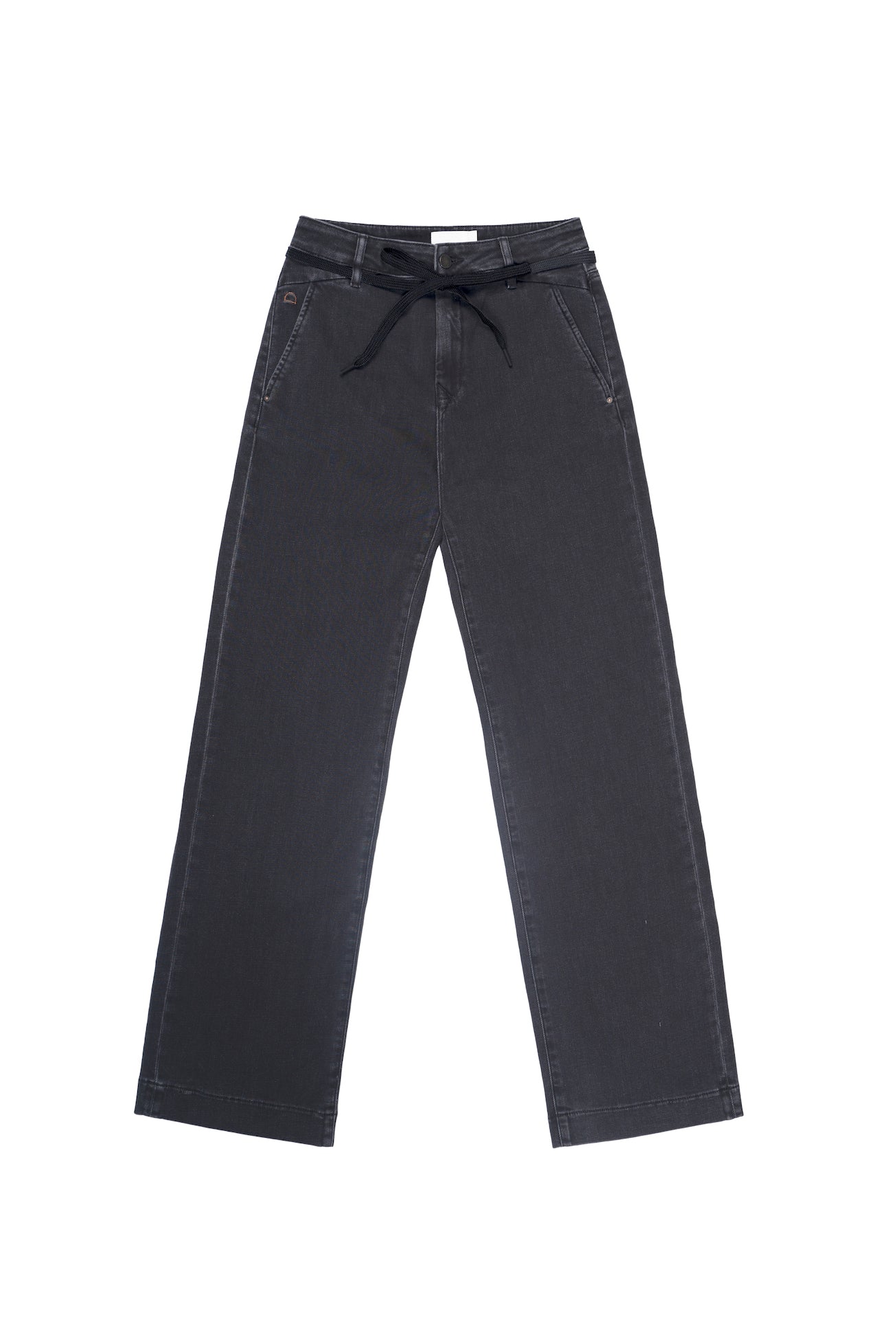 Dunkelgraue DEW Flared-Jeans in Medium Grey mit hohem Bund, französischen Taschen, ausgestelltem Bein und schwarzem Bindegürtel – Organic Soft Denim.