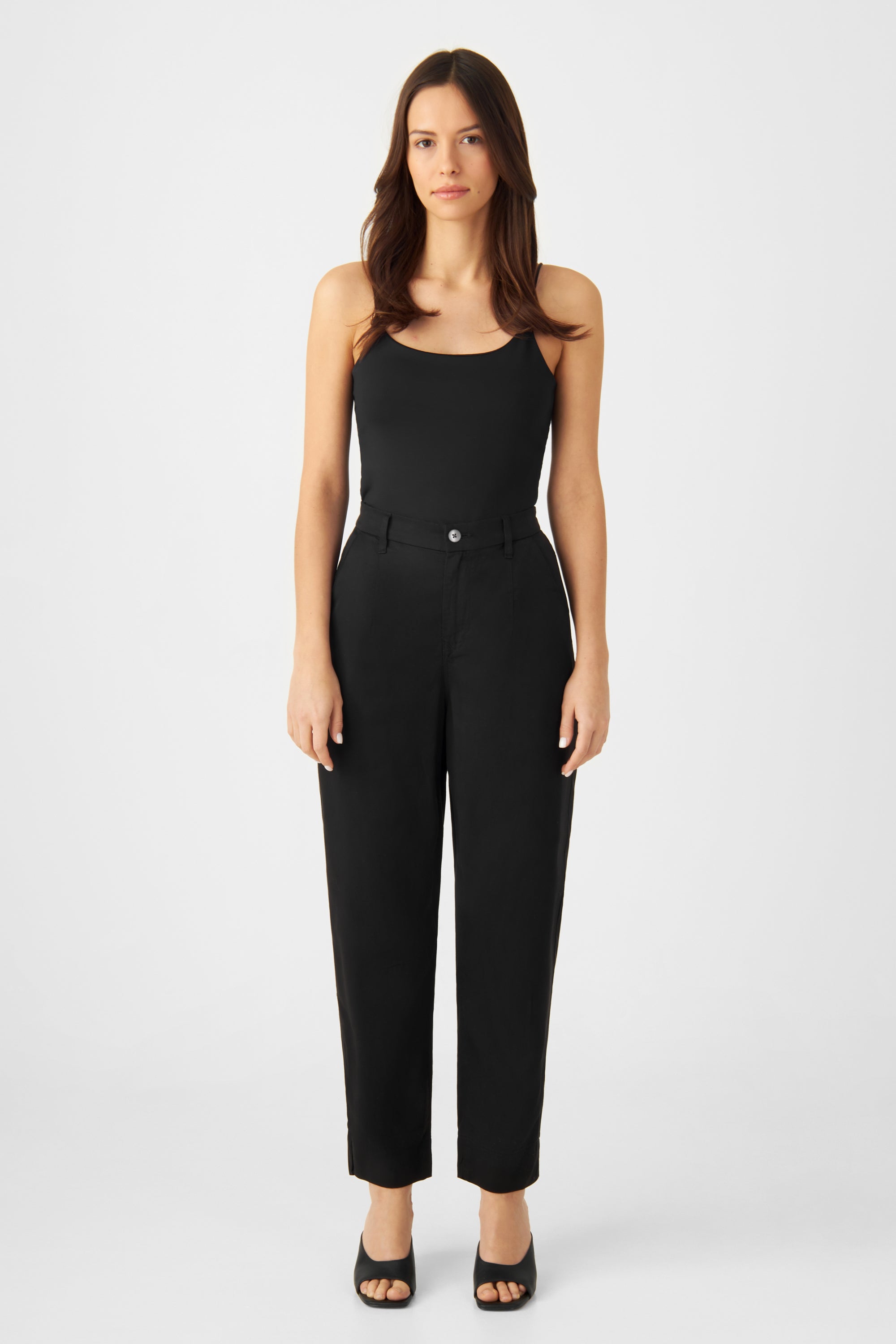 SUNSHINE Tapered Tencel - Classic Jogger - Midnight Black